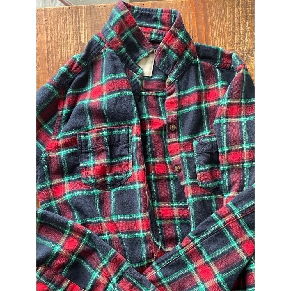 ambercrombie Girls Shirt Size Medium‎